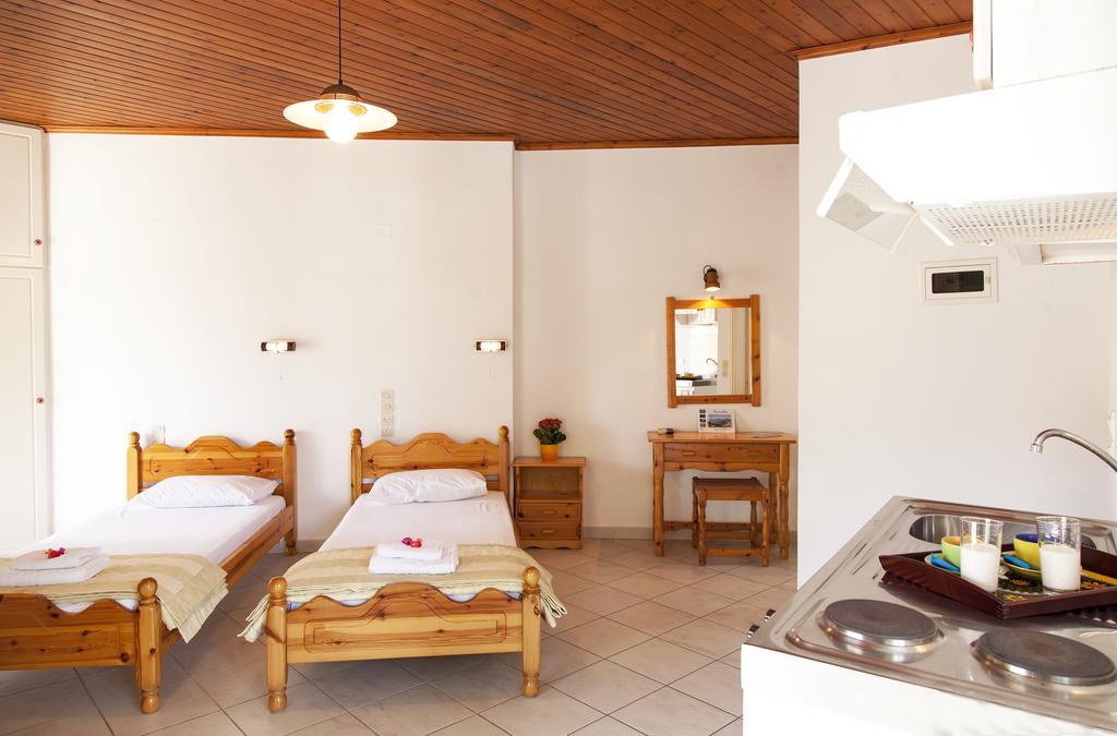 Georgakis George Rooms Vassiliki Esterno foto