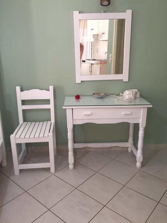 Georgakis George Rooms Vassiliki Esterno foto